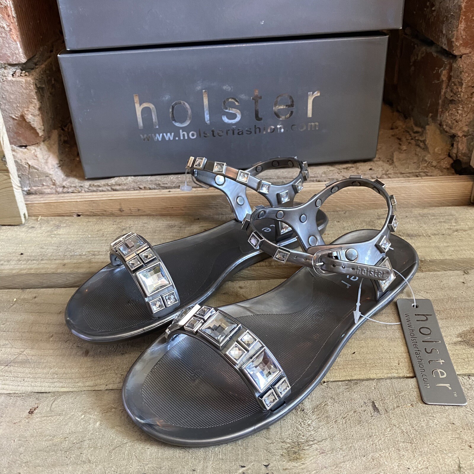 holster jelly sandals