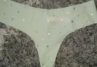 NeW Vspink no show thong Panty Size medium pale green shine logo 