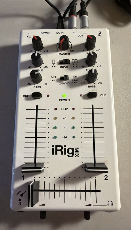 iRig Mix Portable Mixer - Untested
