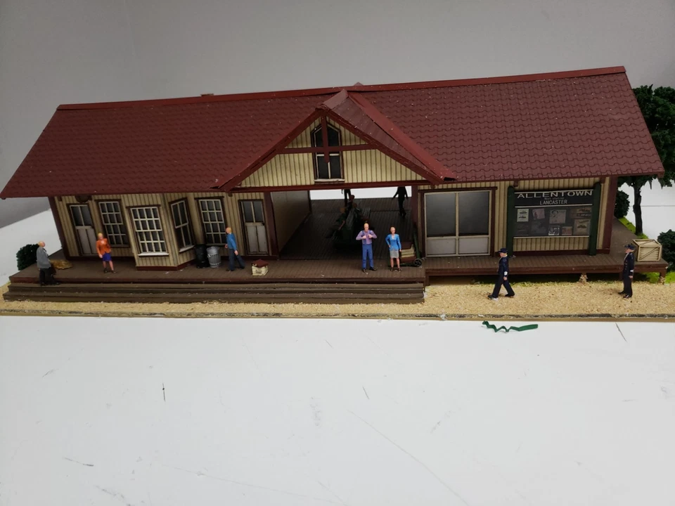 Menards 279-3846 O Gauge Train Station. - Image 3 of 4