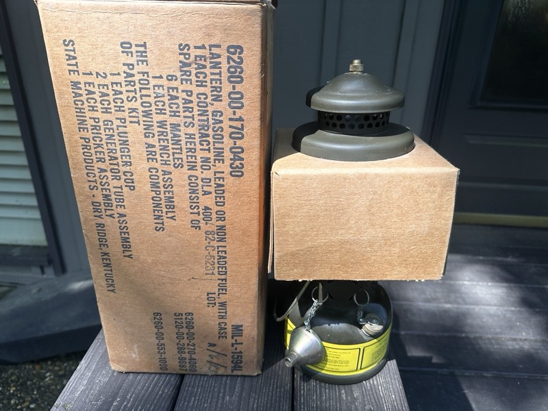 NIB Vintage US SMP Coleman Lantern 1986 USGI Green Military