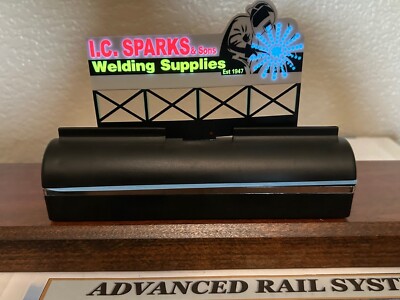 I. C. SPARKS WELDING SUPPLY - ANIMATED NEON SIGN - HO Scale - PLUG-N-PLAY - NEW