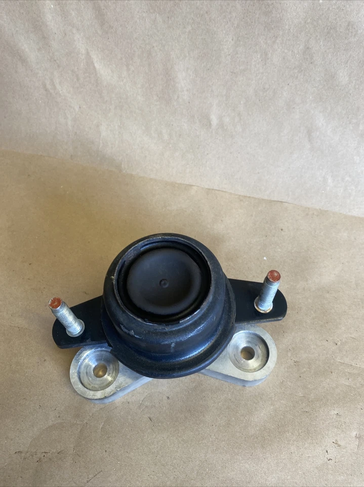 OEM INFINITI G37 Q50 Q70 QX50 SOPORTE DE MONTAJE DE TRANSMISIÓN TRASERA AISLANTE (3090)A Foto 3 de 4