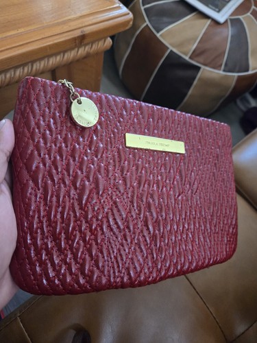 IVANKA TRUMP Clutch Red Womens Wristlet Wallet - Picture 5 of 17