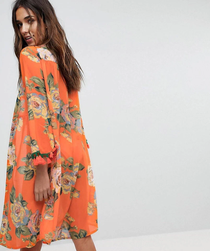 Kimono floral para encubrimiento de playa para mujer Foto 2 de 4