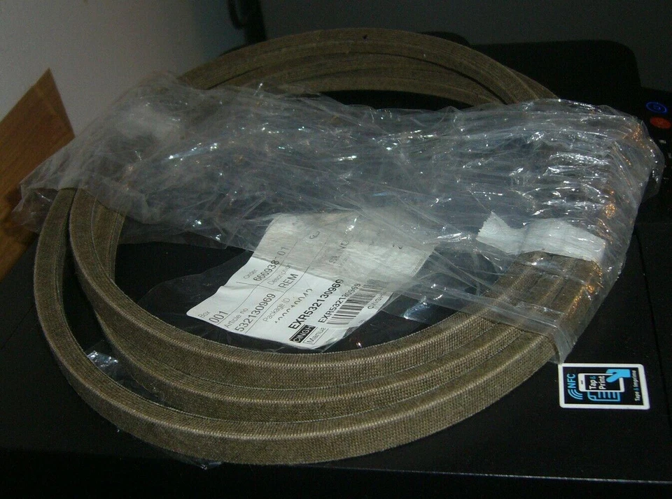 CINGHIA CINTA MOTORE PIATTO LAME TRATTORINO RASAERBA JONSERED 532130969