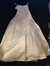 David  s Bridal white strapless satin drape wedding dress Size 4 NWT W/dress Bag