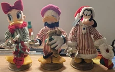 Santa's Best 1997 Mickey Unlimited 17" Animated Vintage DONALD DAISY GOOFY READ