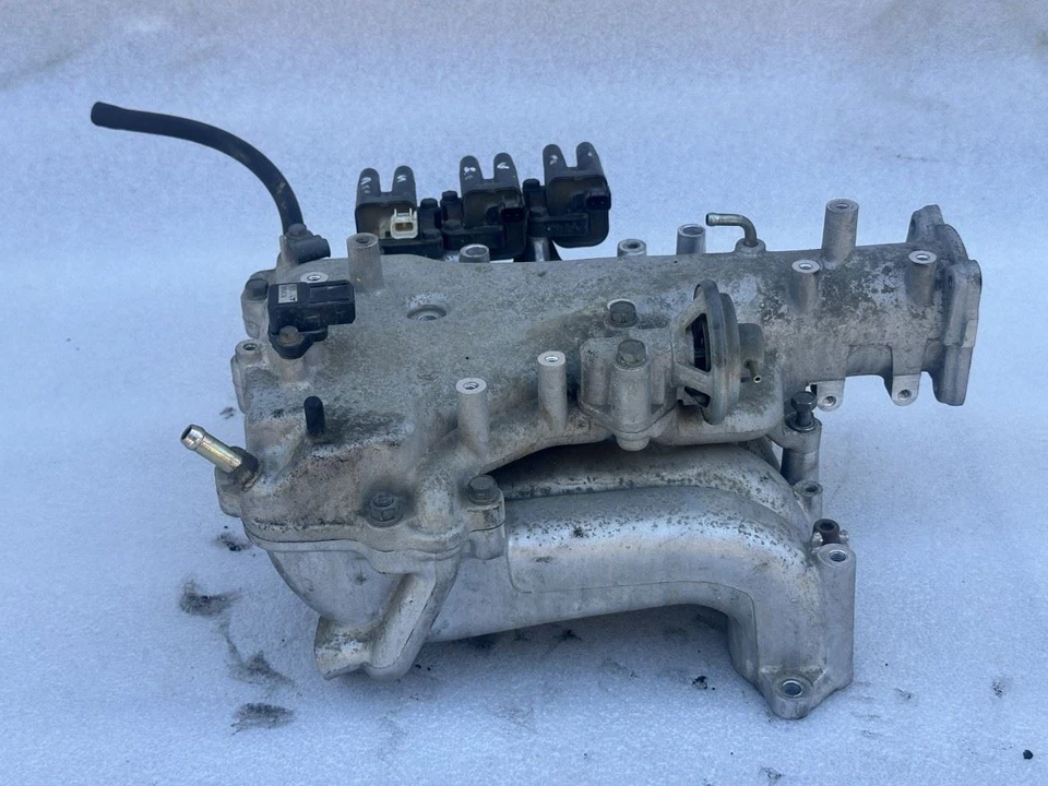 MITSUBISHI MONTERO 1999 colector de admisión de motor deportivo 3,0 L Foto 2 de 4