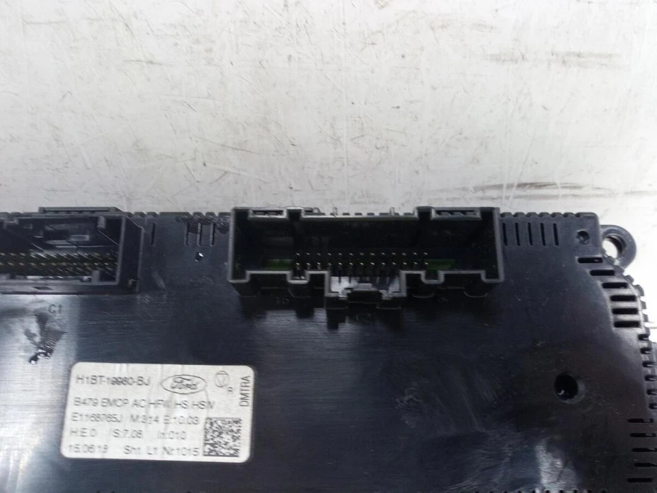 Heat/ac Controler Ford Fiesta St-line 2017-2022 999cc Petrol H1bt-19980-bj - Image 4 of 4