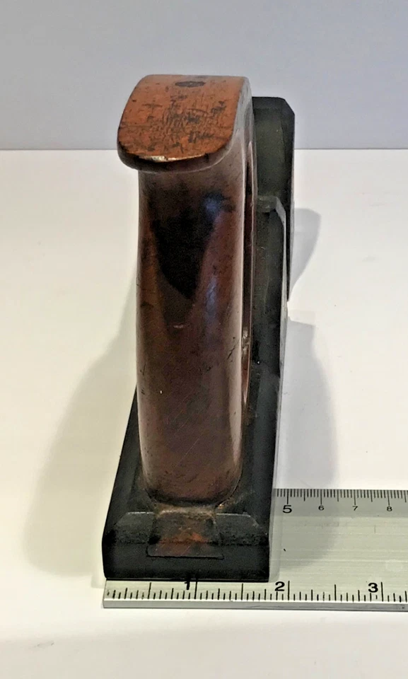 Vintage Woodworking Plane Tool 8”x 1.75” R T Gardiner - Image 4 of 4