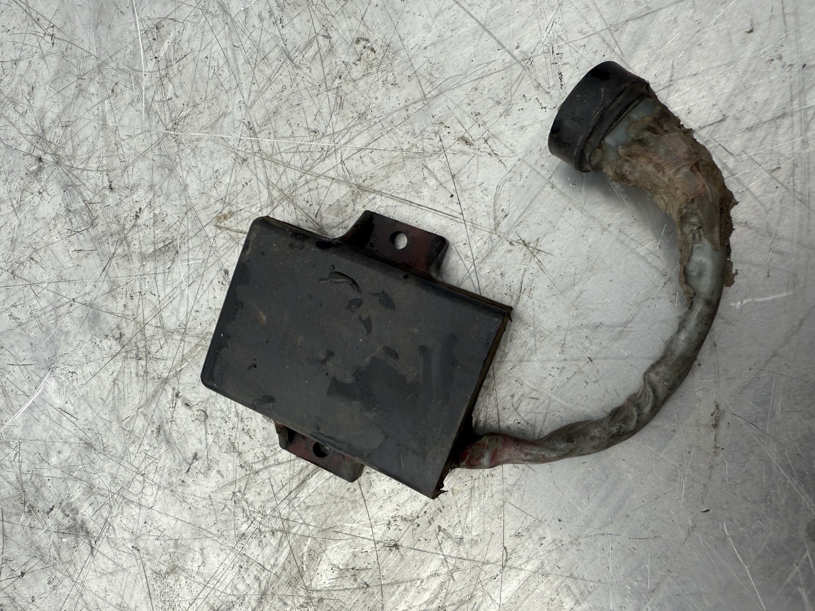 Yamaha RZ500 RZ 500 ECU Computer Igniter CDI Fuel Relay Box Spark OEM genuine
