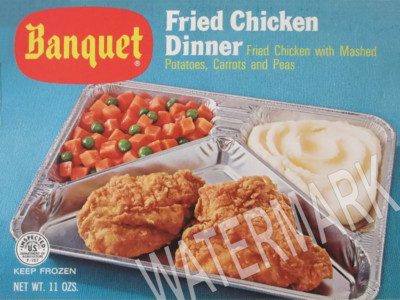 1974 Banquet TV DINNER box Fried Chicken Carrots Metal Fridge Magnet 3x4 7680
