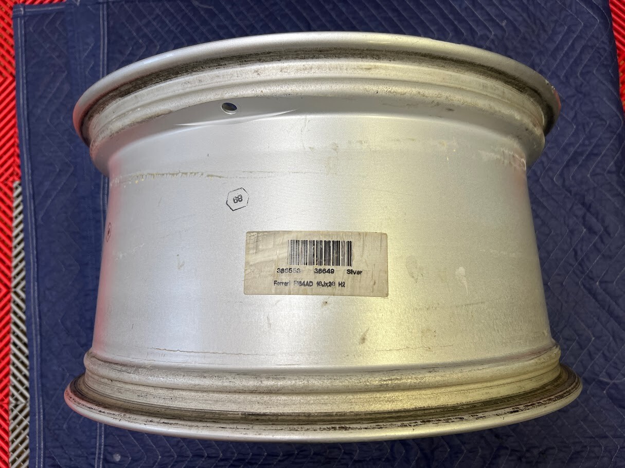 Single OEM Original 20" Ferrari Portofino Rear Wheel Rim Silver 336553 Used Fair