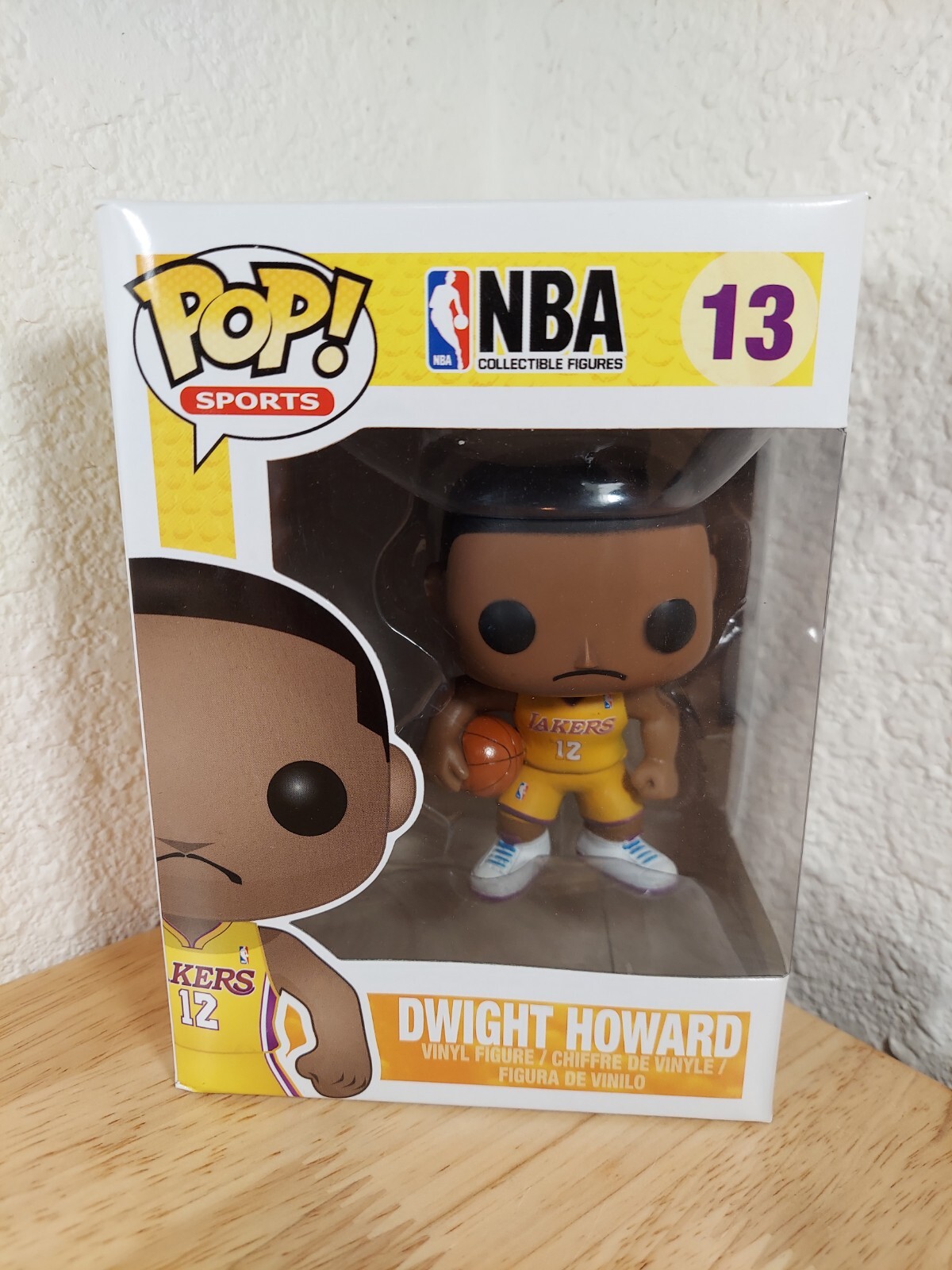 Funko Pop! Figura De Vinilo Dwight Howard #13 Nba La Lakers Abovedada - Con Protector