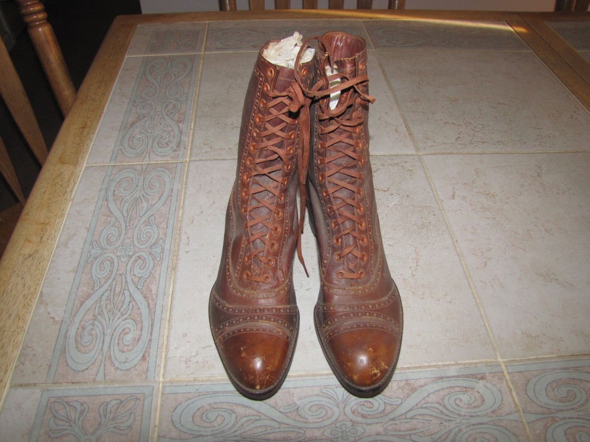 ORIGINAL 1910'S WW1 Era ABERCROMBIE & FITCH NURSE'S FIELD Leather