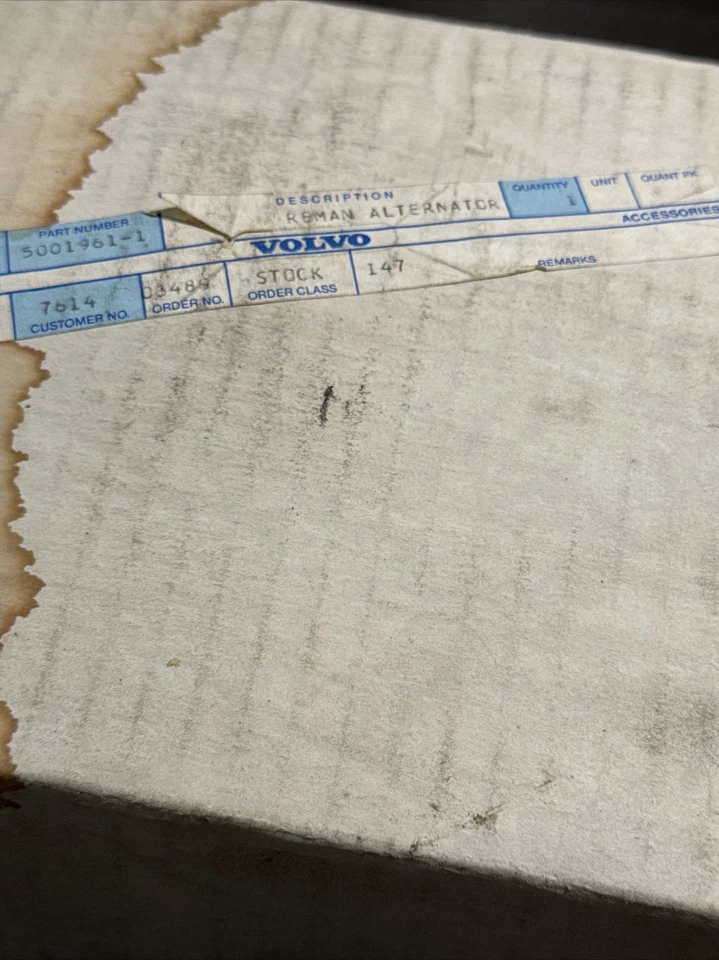 REMAN EN EE. UU., ALTERNADOR PARA 1978-82/1983-84, SERIE VOLVO 260/760, 2,7 L, 2,8 L Foto 3 de 4