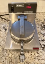 Nemco 7000A-3 Electric Single Waffle Iron 890W Commercial Food Equipment