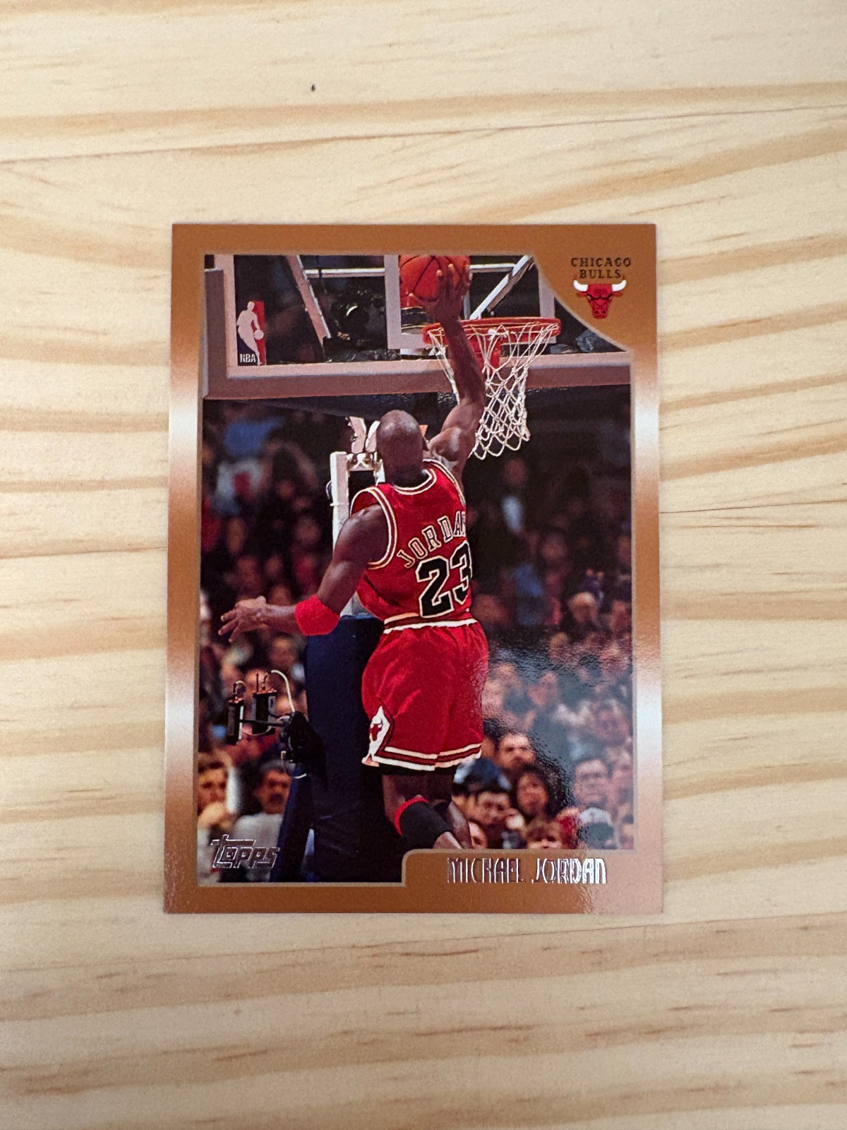 1998-99 Topps #77 Michael Jordan - Chicago Bulls