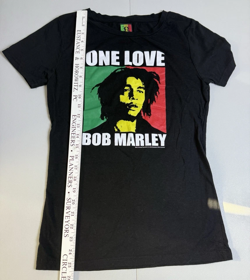 Bob Marley  “One Love” Junior T-shirt - Size  XL - Image 3 of 4