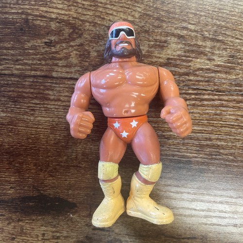 WWF Macho Man RANDY SAVAGE Hasbro Wrestling Figure...