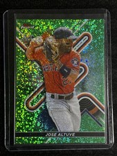 2022 Topps Finest - Jose Altuve #54 Green Speckle Refractor /125