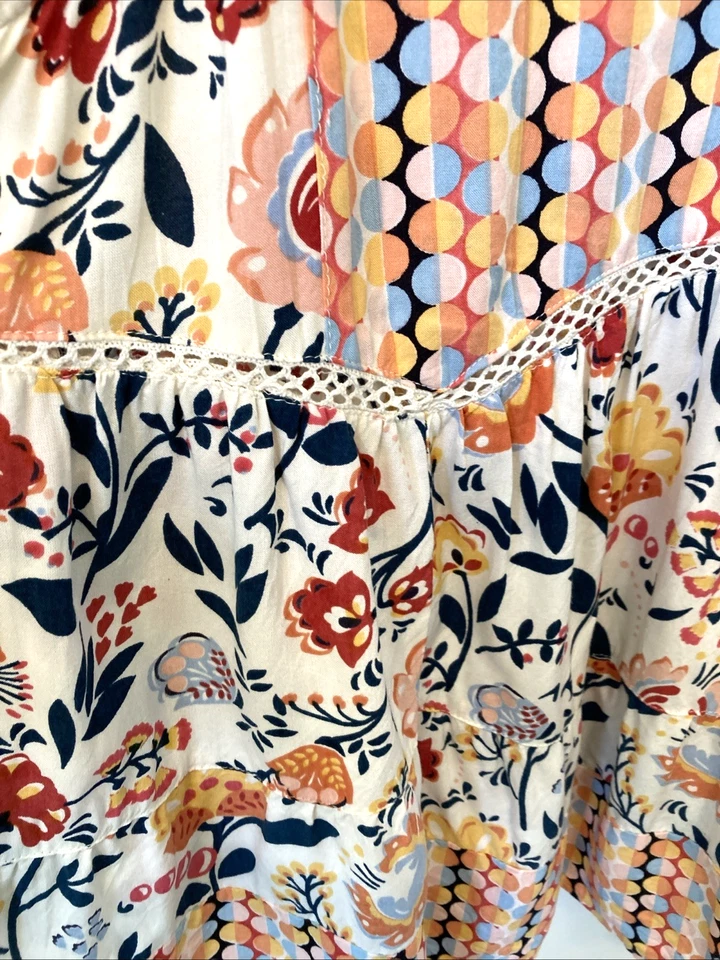 Angie V Neck Floral Tank Top Flowy Lace Detail Embroidery Size 4X Boho Hippie - Image 2 of 4