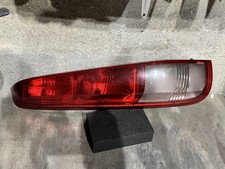 Feu arrière Nissan X-TRAIL