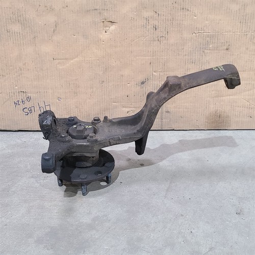 93-96 Camaro Z28 Driver Front Spindle Hub Assembly Lh Aa7335 - Picture 3 of 12