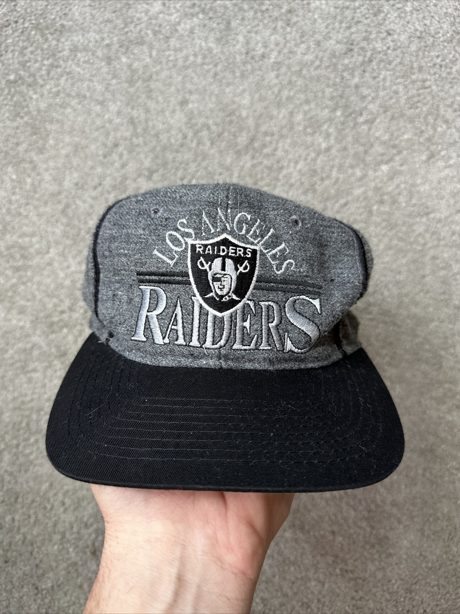 NFL 90s LOS ANGELES RAIDERS アメフト　シールドロゴ Los Angeles Raiders vintage the game big logo snapback NFL HAT