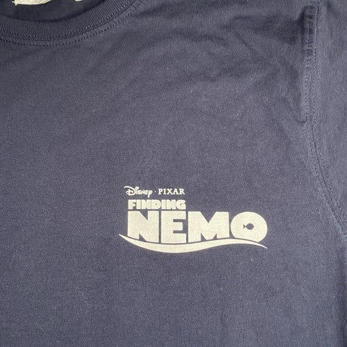 Vintage 2003 Disney Finding Nemo Shark T-Shirt Small S Buena Vista Pixar 2000s - Picture 6 of 8