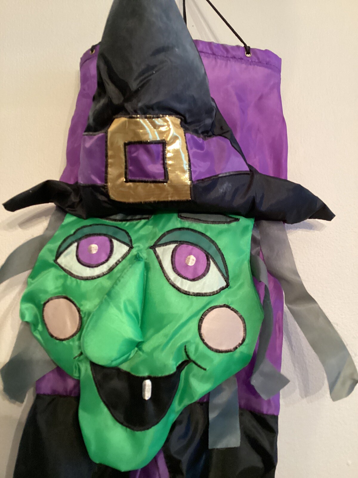 Picture 3 of 6
