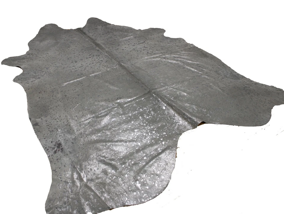 PIEL DE VACA PLATEADA METÁLICA - (XL7'5"x6'5" pies) - Alfombra de cuero de vaca premium Foto 2 de 4