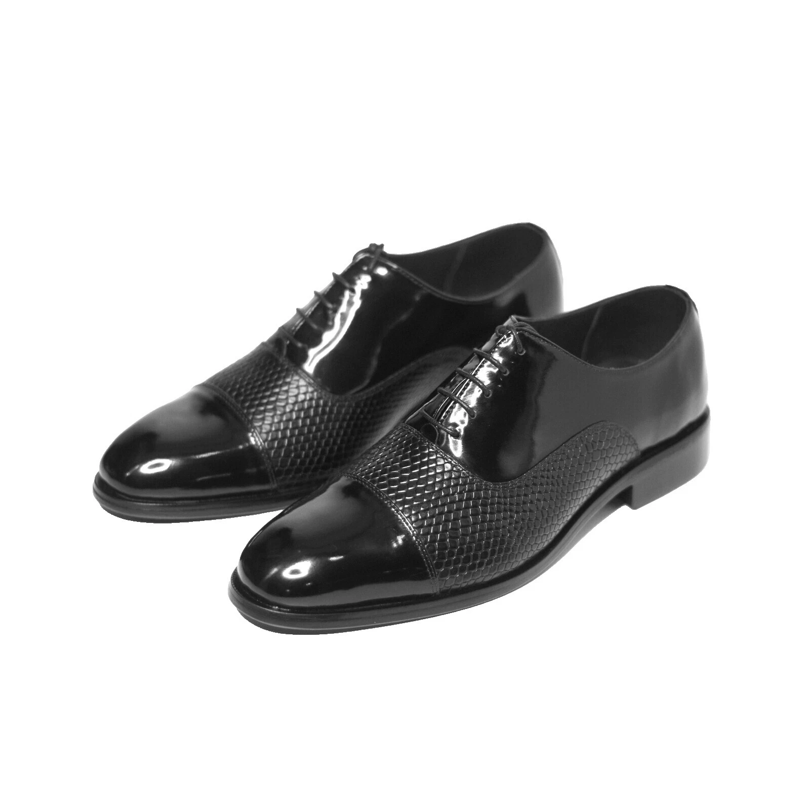 Sapatos sociais masculinos superiores de couro envernizado com estampa de animais