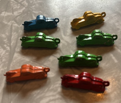 Charm auto in metallo Cracker Jack vintage anni 60 da collezione scegli colore retrò - Foto 2 di 2