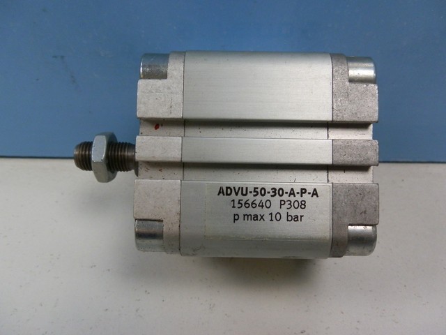 FESTO ADVU 50 30 A P A 156640 Kompaktluftzylinder Neu