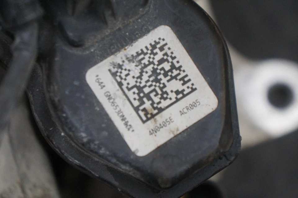 Pinza de freno trasera izquierda con aparcamiento electrónico 4N0615403 Audi A8l Quattro 2019-24 Foto 2 de 4