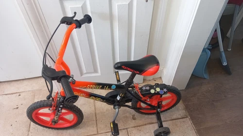 Kids 14inch Stirke  Bike
