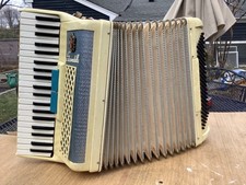 Scandalli Accordion made in Castelfidardo Italy