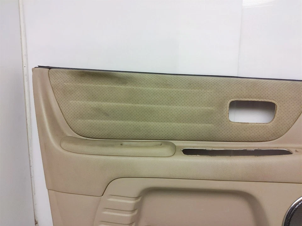 Panel de puerta interior delantera izquierda Lexus Is300 2002 4 puertas 67620-53120-A0 marfil Foto 4 de 4