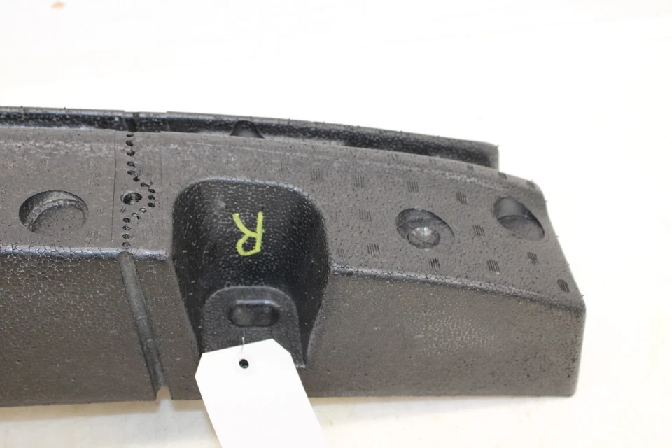 Barra de refuerzo trasera Saturn Sky 2007-2010 espuma de impacto 25792064 OEM MO5 Foto 2 de 4