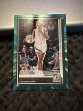 2025 Panini Donruss WNBA - Jackie Young #60 Teal Laser /125 Connecticut Sun