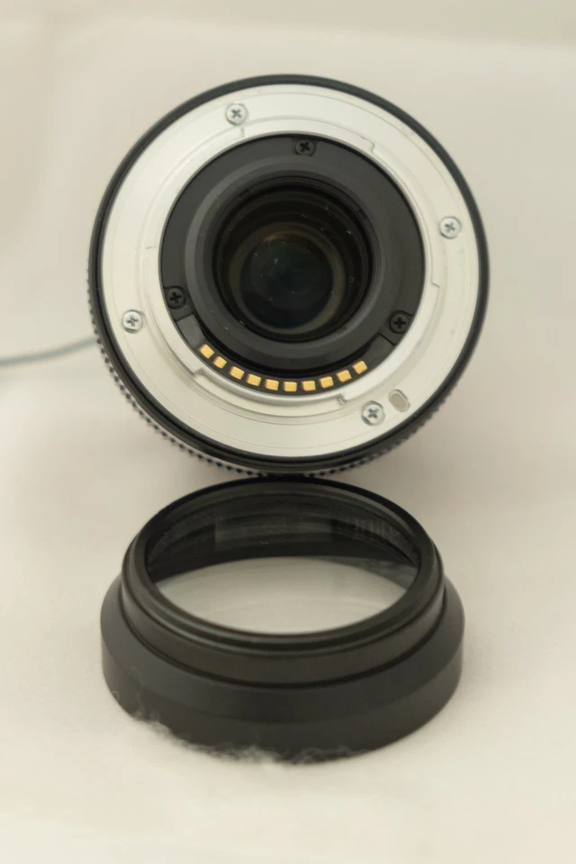Fujifilm XF 35mm f/2 R WR Lens – Aspherical – Perfect Condition – UV Filter - image 4 of 4