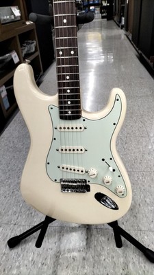ギター Fender Mexico Classic 60s Stratocaster Fender Classic Series '60s Stratocaster | Reverb