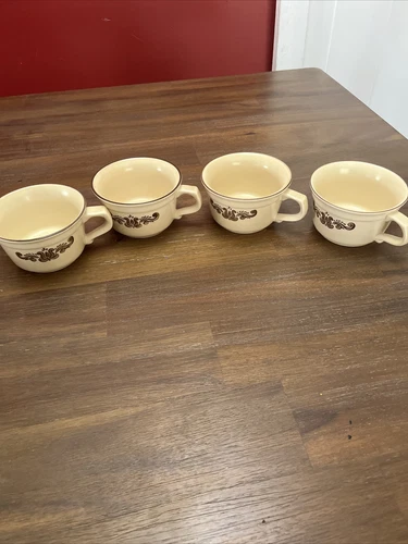Set of 4 Vintage Pfaltzgraff Brown Tan Village Coffee Tea Mugs 6-1 Retro Pottery