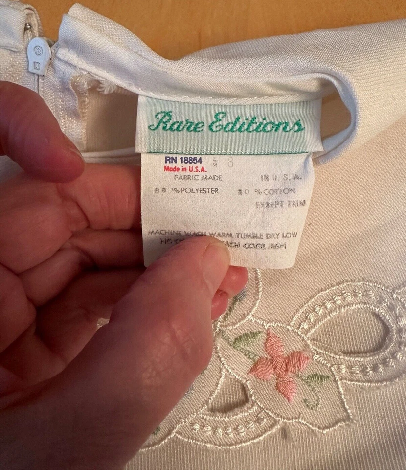 VINTAGE RARE EDITIONS UNON MADE RUFFLE EMBROIDERED FLORAL LACE DRESS GIRLS SZ 8 - Image 3 of 4