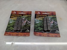 2 DiscoBrakes Shimano Dura-Ace Ultegra 105 Road Brake Pads for Carbon Rims R55C2
