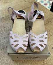 Hasbeens Swedish Size 39 Old pink Nubuck Wooden Clog Sandals. 