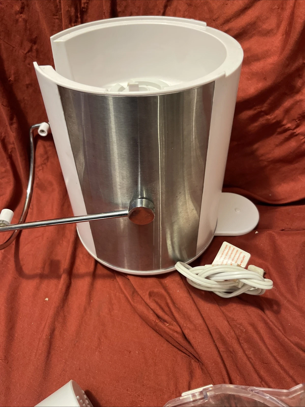 Bella High Power Juice Extractor Model XJ-BK129 White Motor Base Only
