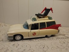 Vintage 1984 Kenner Real Ghostbusters ECTO-1  NEAR COMPLETE, NO GHOST